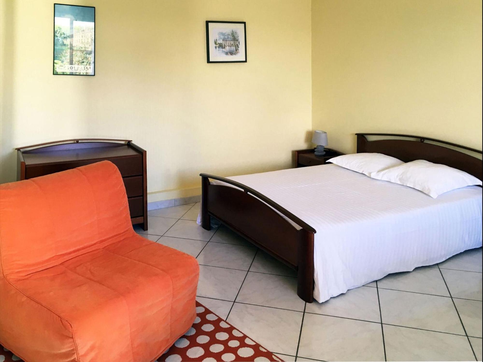 Les Agapanthes La Riche Apartment Exterior photo
